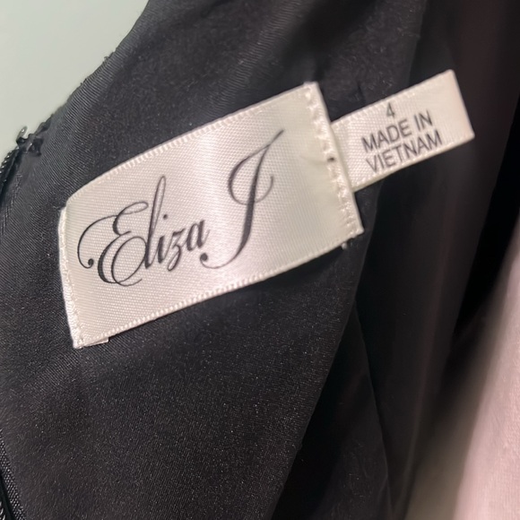🆕 Eliza J black stretchy sequins 3/4 sleeve dress. Cocktail. Wedding. Party - Picture 10 of 11